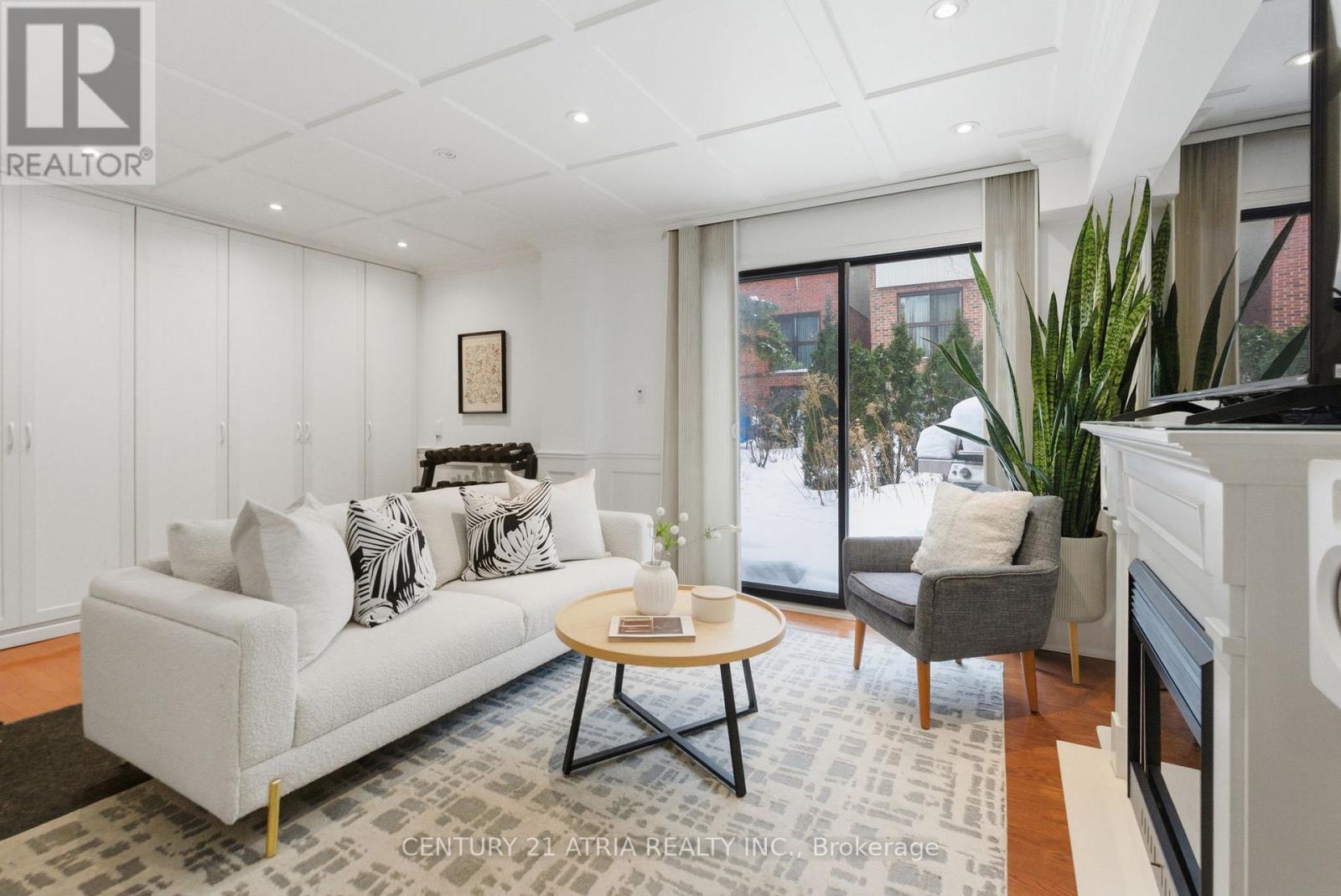 43 Maple Branch Path, Toronto, Ontario  M9P 3T4 - Photo 11 - W12786070