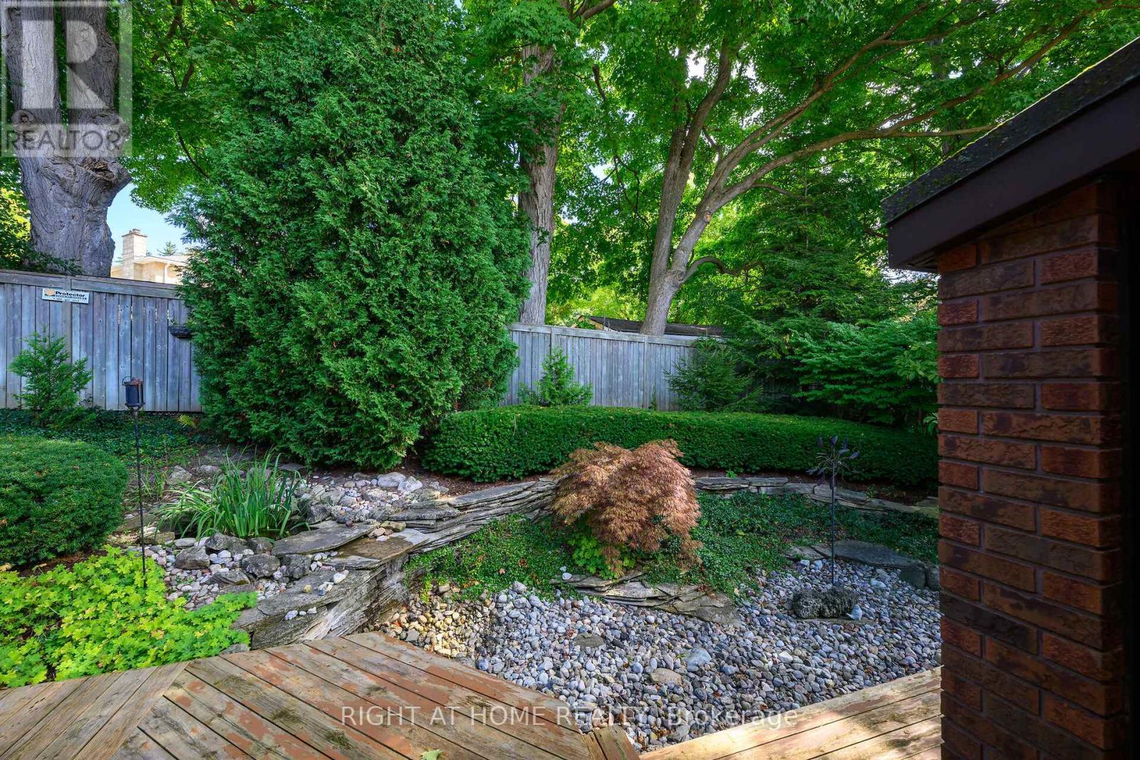 33 Walnut Drive, Guelph, Ontario  N1E 4B4 - Photo 42 - X12786082