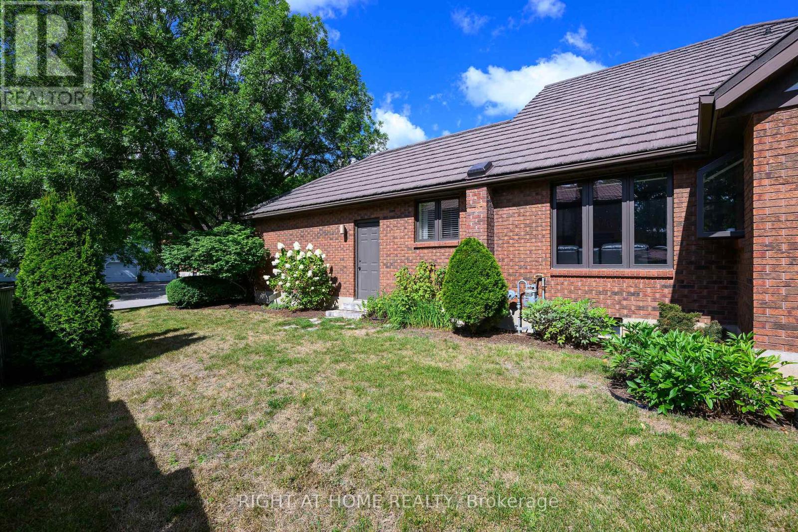 33 Walnut Drive, Guelph, Ontario  N1E 4B4 - Photo 44 - X12786082