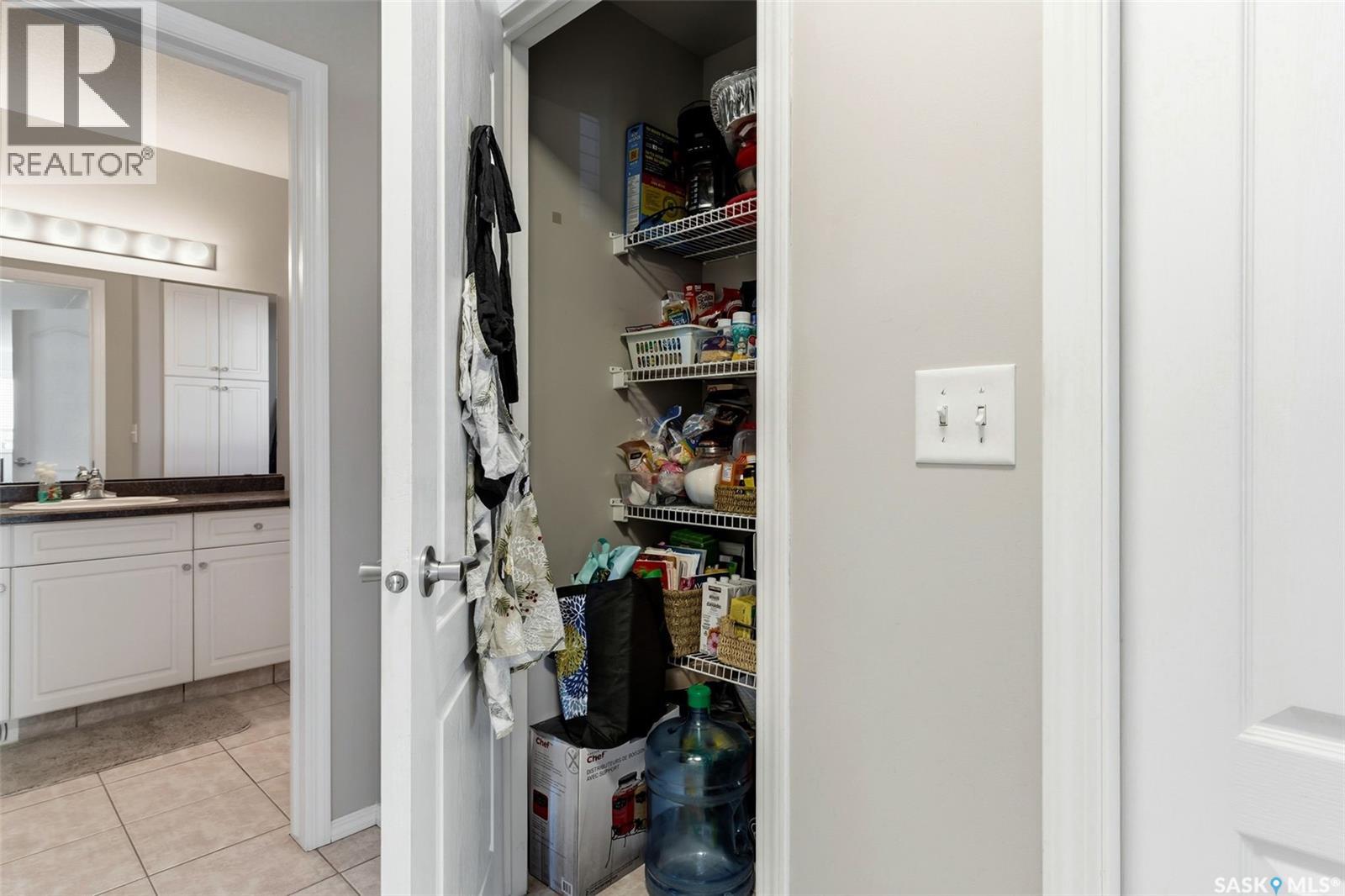 4102 Buckingham Drive E, Regina, Saskatchewan  S4V 3A9 - Photo 28 - SK028426