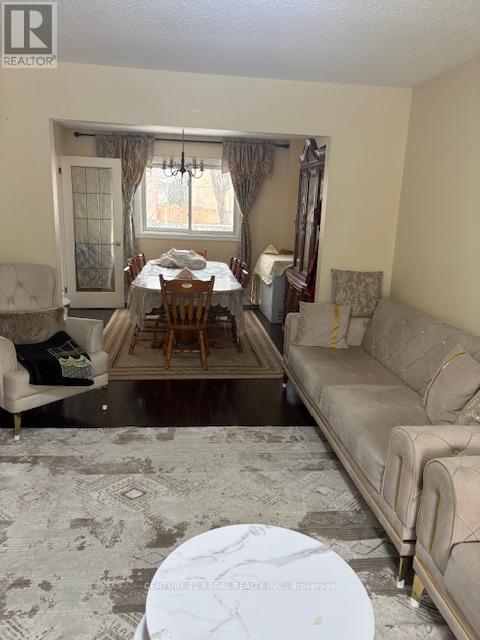 15 Shallice Court, Toronto, Ontario  M1B 4W7 - Photo 5 - E12783764