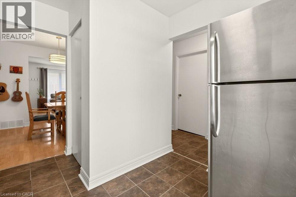 82 San Remo Drive, Hamilton, Ontario  L9C 5N6 - Photo 14 - 40804373