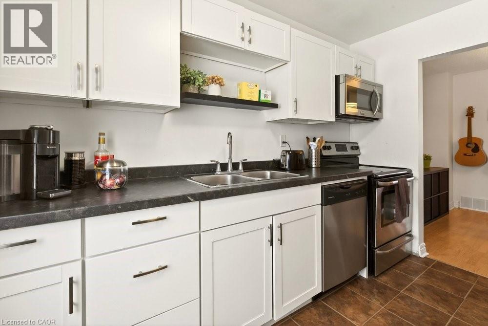 82 San Remo Drive, Hamilton, Ontario  L9C 5N6 - Photo 16 - 40804373