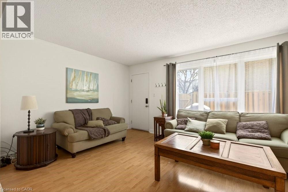 82 San Remo Drive, Hamilton, Ontario  L9C 5N6 - Photo 7 - 40804373