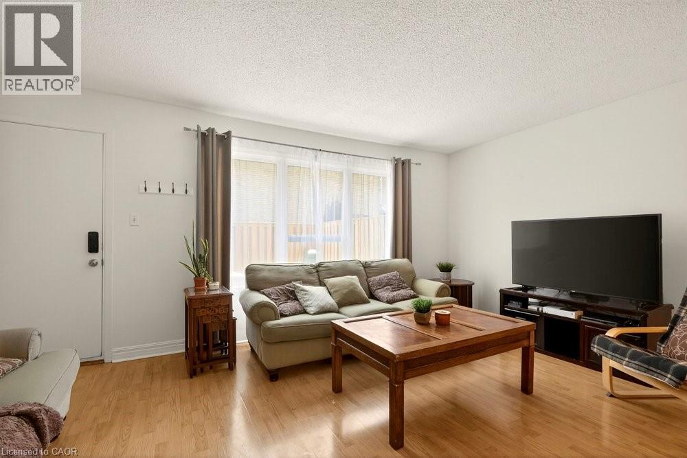 82 San Remo Drive, Hamilton, Ontario  L9C 5N6 - Photo 8 - 40804373