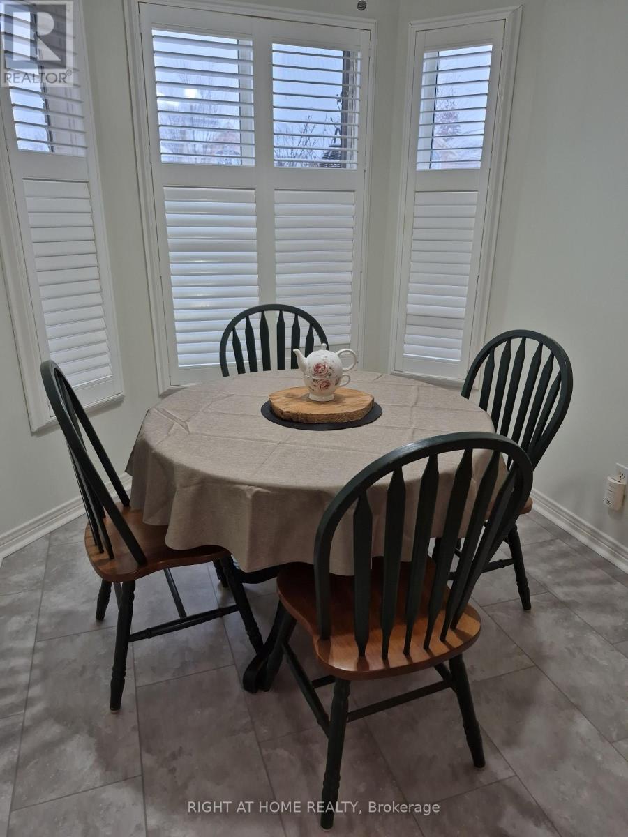 176 Avondale Drive, Clarington, Ontario  L1E 3A6 - Photo 3 - E12786166