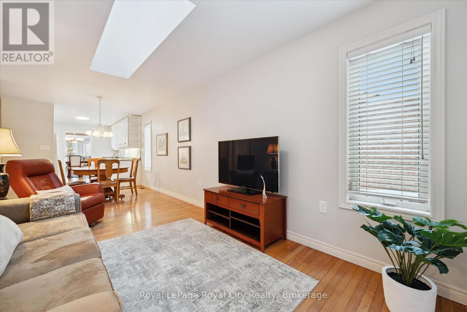 67 White Pine Way, Guelph, Ontario  N1G 4X7 - Photo 18 - X12786164