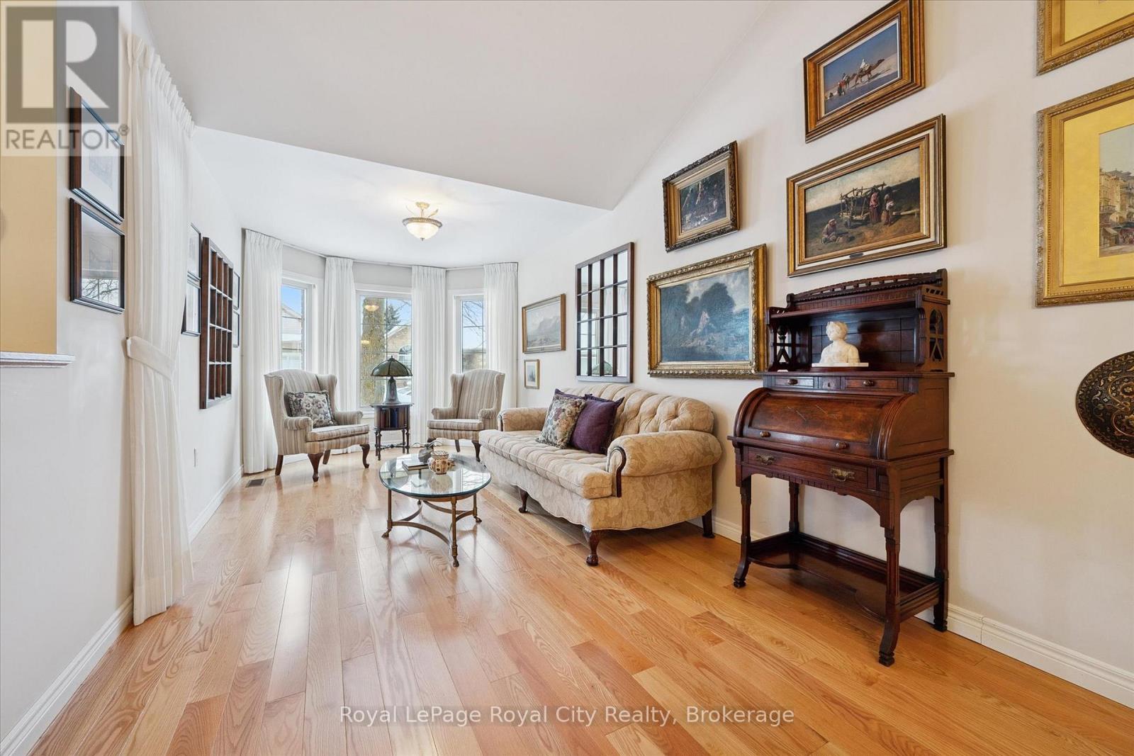 67 White Pine Way, Guelph, Ontario  N1G 4X7 - Photo 5 - X12786164