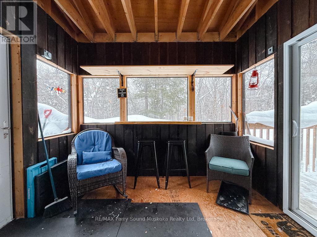 64 Horseshoe Lake Road, Seguin, Ontario  P2A 2W8 - Photo 14 - X12786190