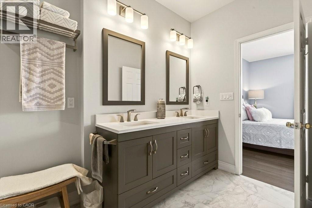 4220 Sarazen Drive Unit# 22, Burlington, Ontario  L7M 5C6 - Photo 20 - 40803271