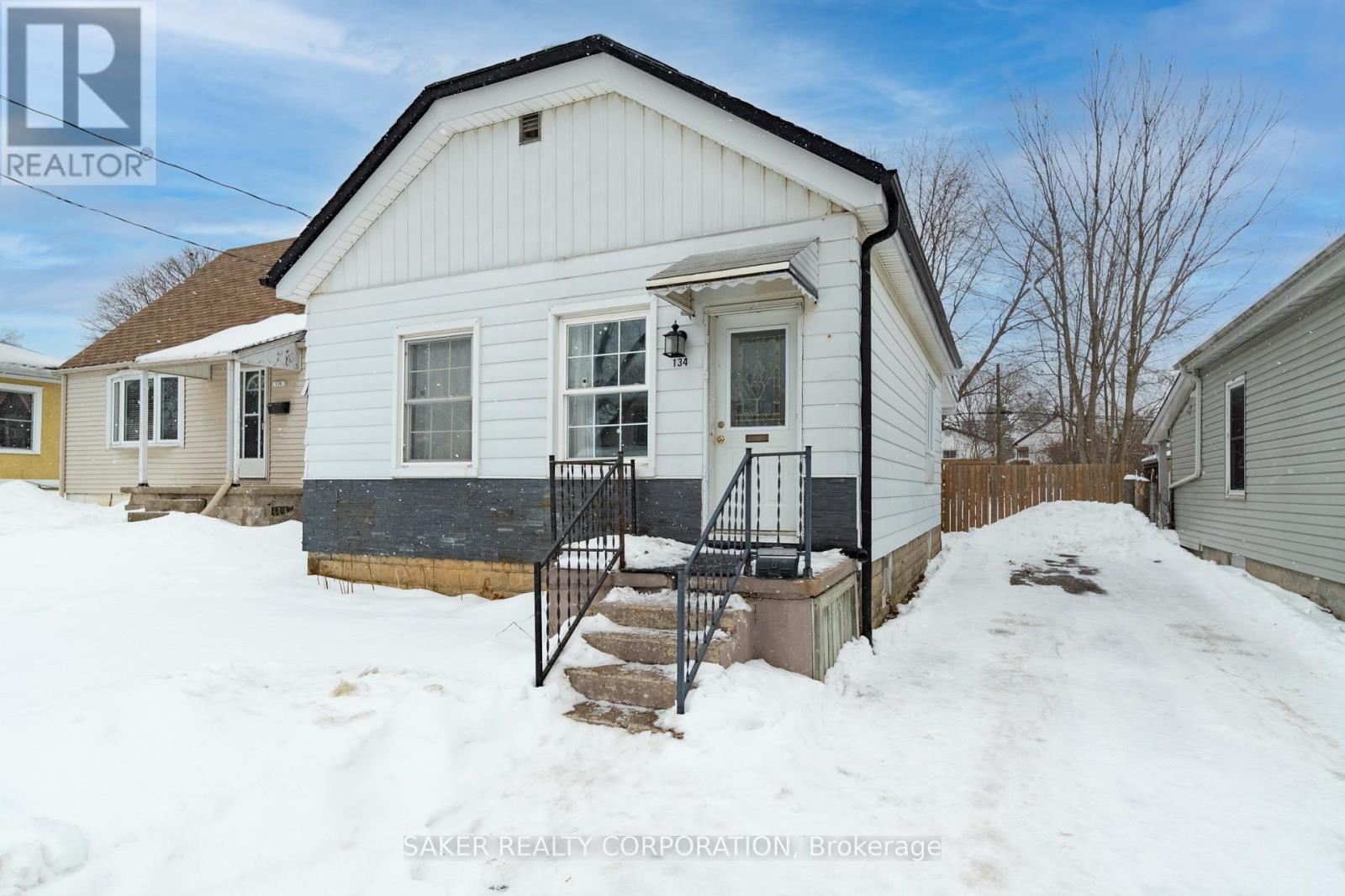 134 Sterling Street, London East, Ontario  N5Y 1Y8 - Photo 1 - X12786118
