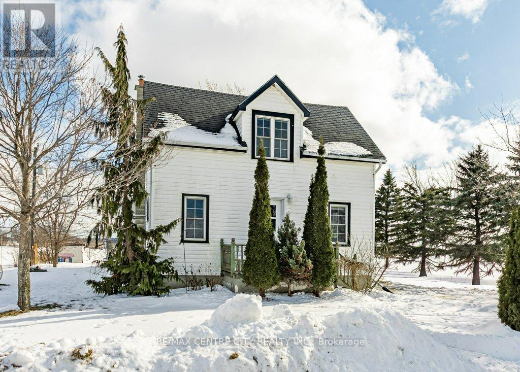 5215 Switzer Drive, Southwest Middlesex, Ontario  N0L 1A0 - Photo 3 - X12786156