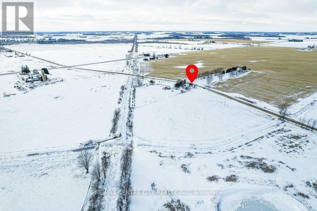 5215 Switzer Drive, Southwest Middlesex, Ontario  N0L 1A0 - Photo 39 - X12786156