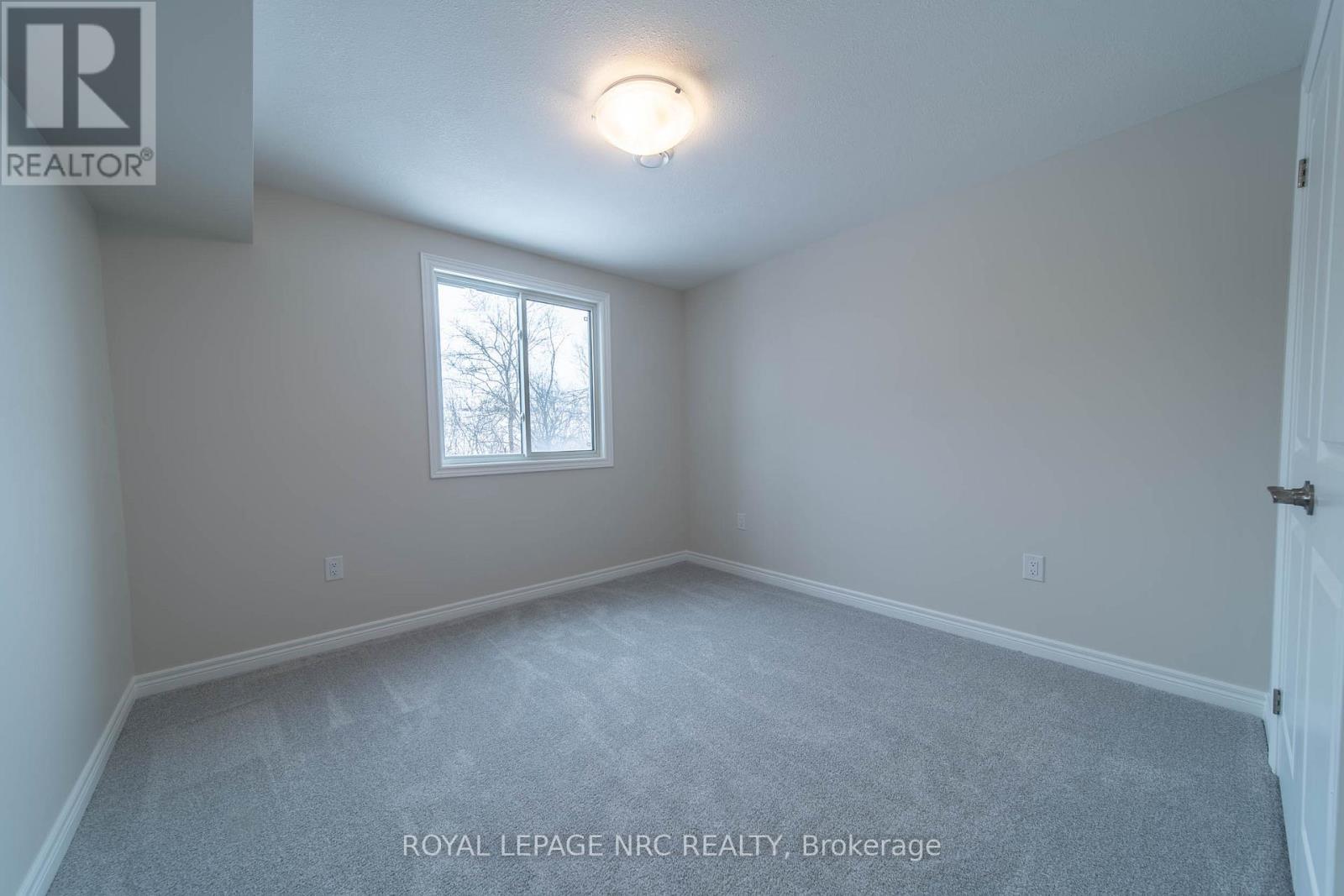 52 Willson Drive, Thorold, Ontario  L2V 0G7 - Photo 16 - X12784910