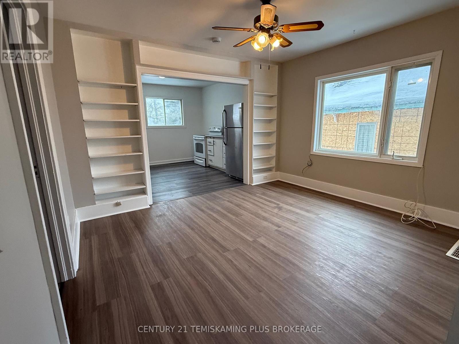 5 Mckelvie Avenue, Kirkland Lake (Kl & Area), Ontario  P2N 2K3 - Photo 2 - T12786154