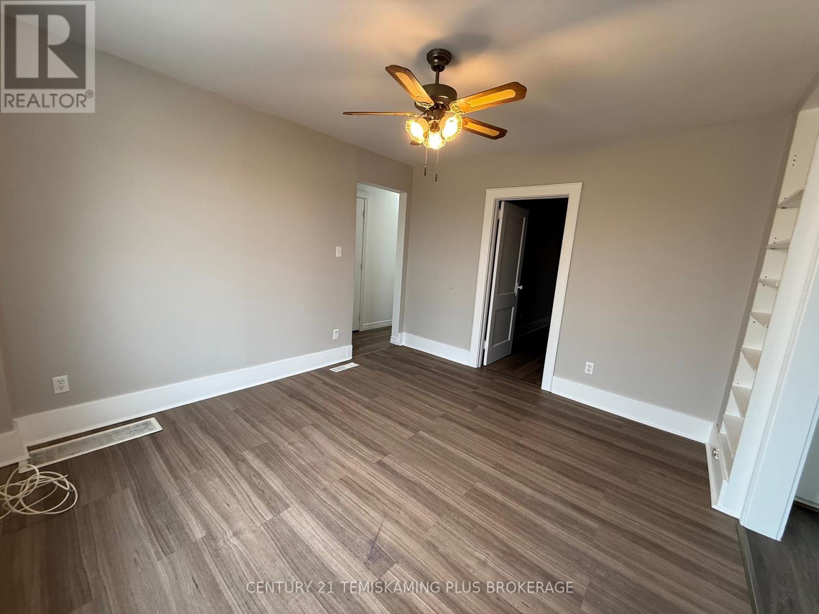 5 Mckelvie Avenue, Kirkland Lake (Kl & Area), Ontario  P2N 2K3 - Photo 3 - T12786154