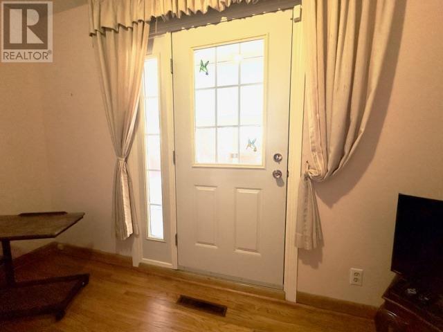 604 Rosewood Cres, Thunder Bay, Ontario  P7E 2R4 - Photo 4 - TB2600228