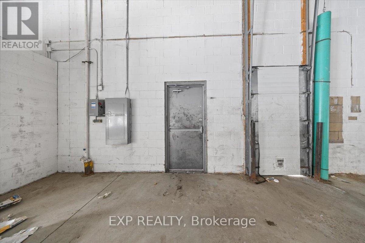 716 Industrial Avenue, Ottawa, Ontario  K1G 0Y9 - Photo 13 - X12786188