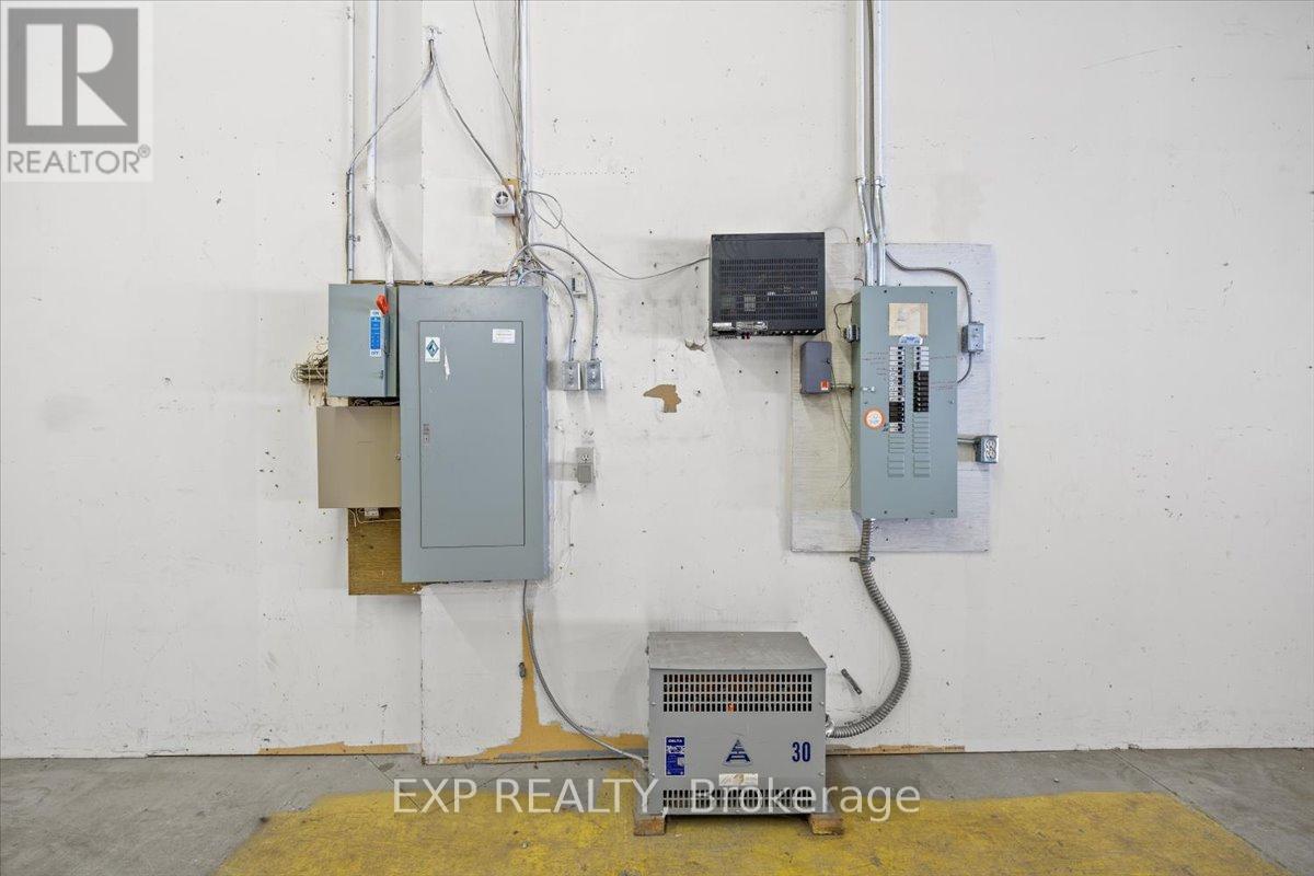 716 Industrial Avenue, Ottawa, Ontario  K1G 0Y9 - Photo 18 - X12786188