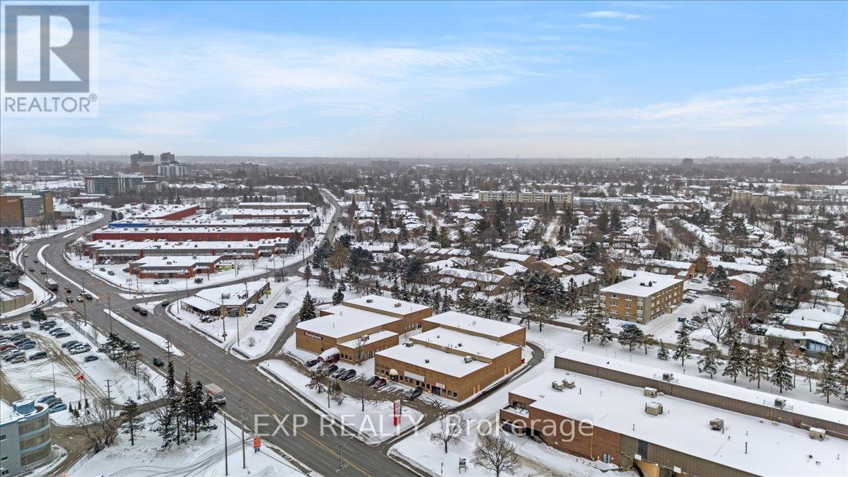 716 Industrial Avenue, Ottawa, Ontario  K1G 0Y9 - Photo 3 - X12786188