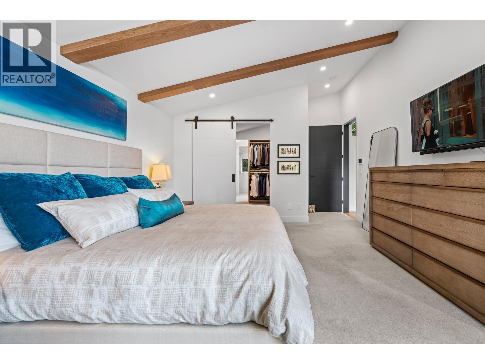 4528 Skyline Drive, North Vancouver, British Columbia  V7R 3H1 - Photo 18 - R3089495