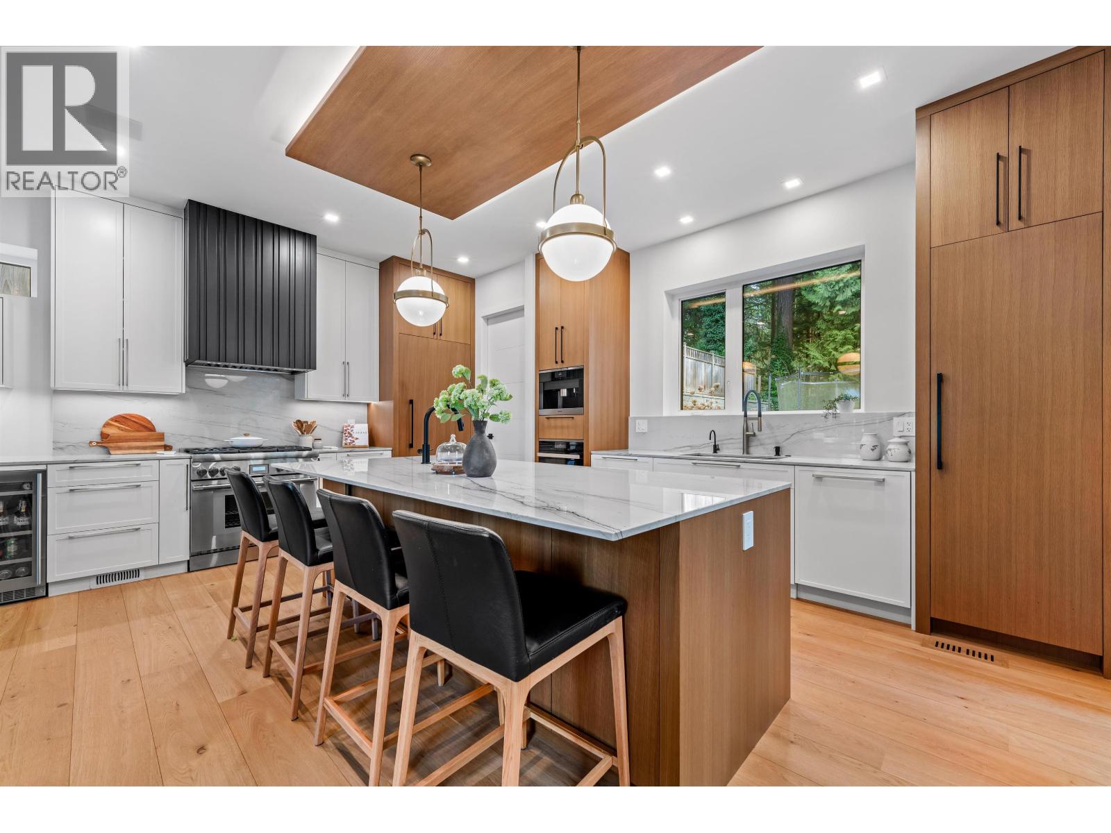 4528 Skyline Drive, North Vancouver, British Columbia  V7R 3H1 - Photo 13 - R3089495