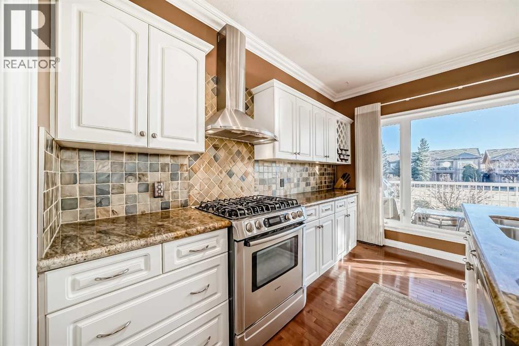 206 Shannon Estates Terrace Sw, Calgary, Alberta  T2Y 4C6 - Photo 5 - A2283369