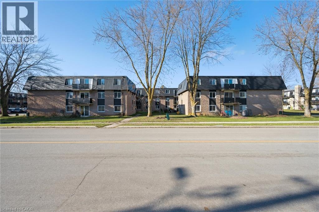 601 Barber Avenue N Unit# 204, Listowel, Ontario  N4W 1S4 - Photo 13 - 40802448