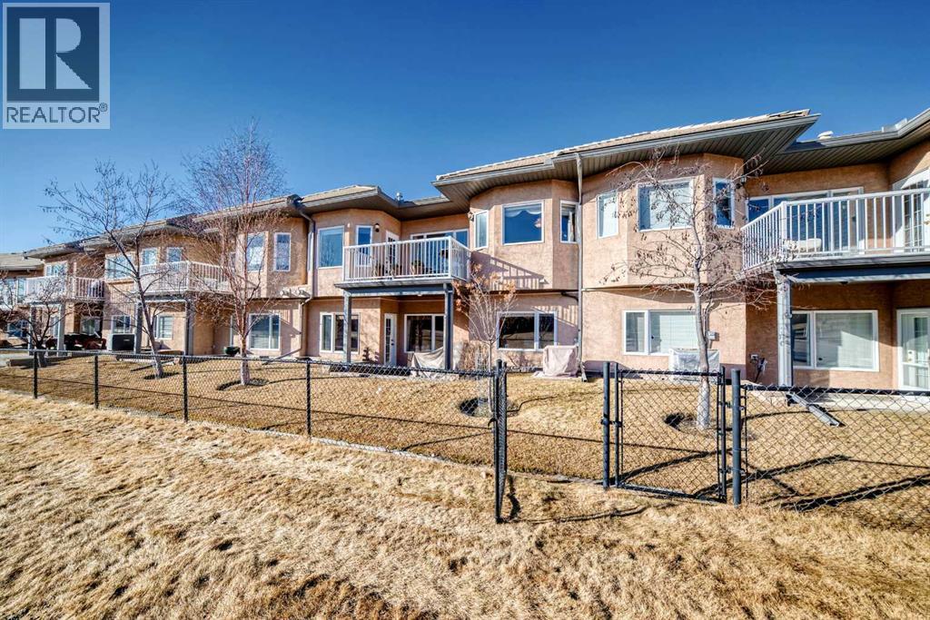 206 Shannon Estates Terrace Sw, Calgary, Alberta  T2Y 4C6 - Photo 46 - A2283369