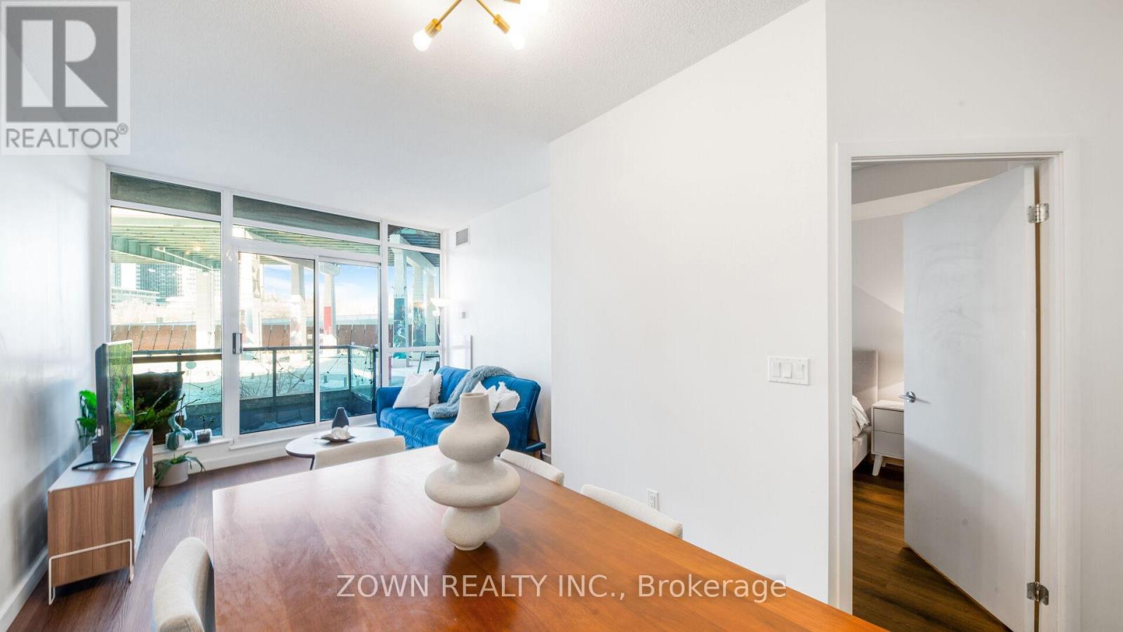 220 - 231 Fort York Boulevard, Toronto, Ontario  M5V 1B2 - Photo 32 - C12786114