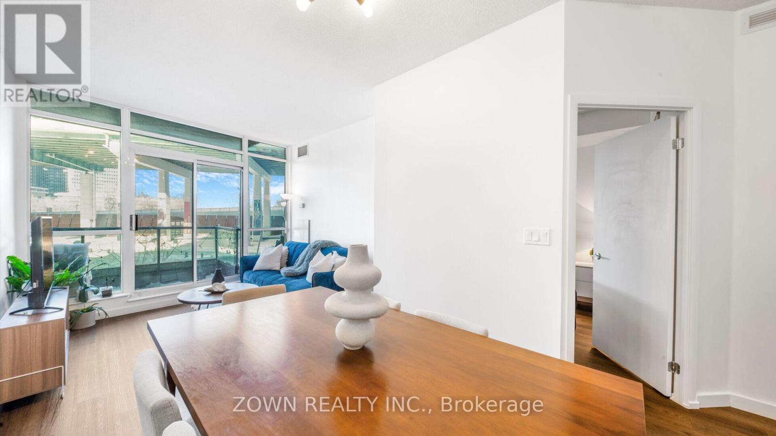 220 - 231 Fort York Boulevard, Toronto, Ontario  M5V 1B2 - Photo 35 - C12786114