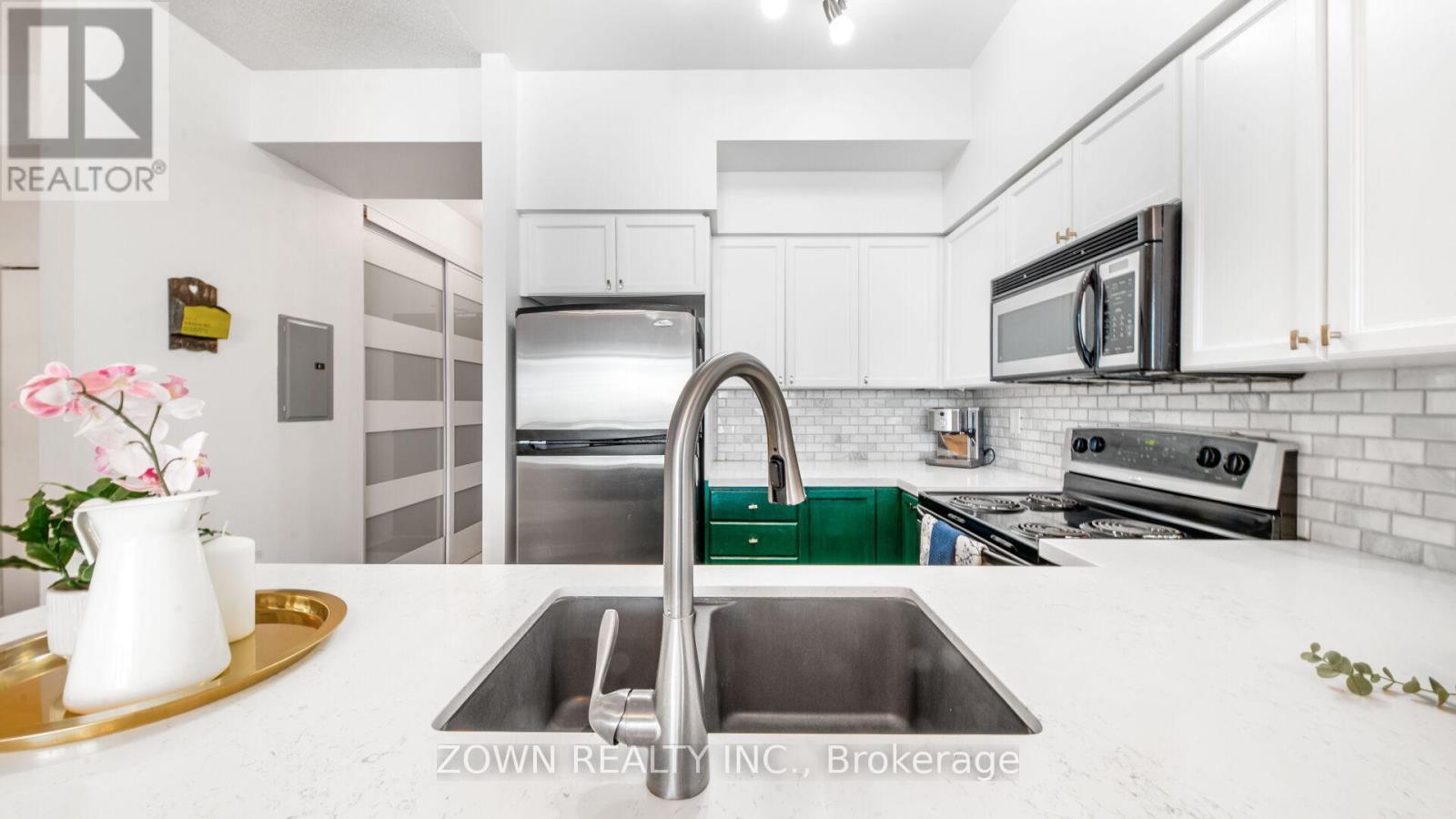 220 - 231 Fort York Boulevard, Toronto, Ontario  M5V 1B2 - Photo 42 - C12786114