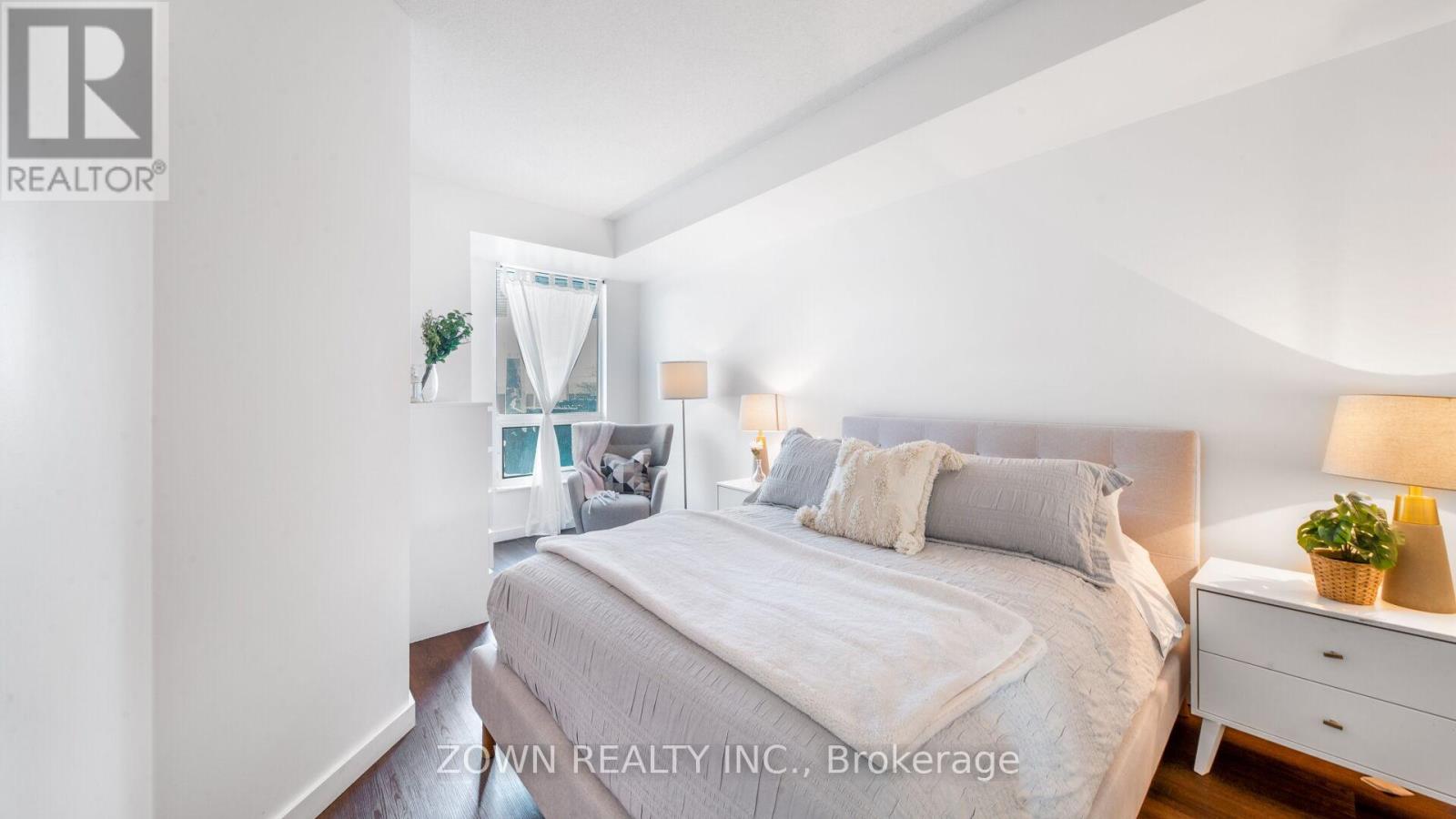 220 - 231 Fort York Boulevard, Toronto, Ontario  M5V 1B2 - Photo 43 - C12786114