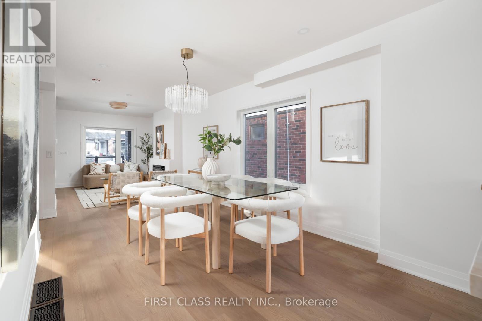 38 Bonnie Brae Boulevard, Toronto, Ontario  M4J 4N2 - Photo 11 - E12786182