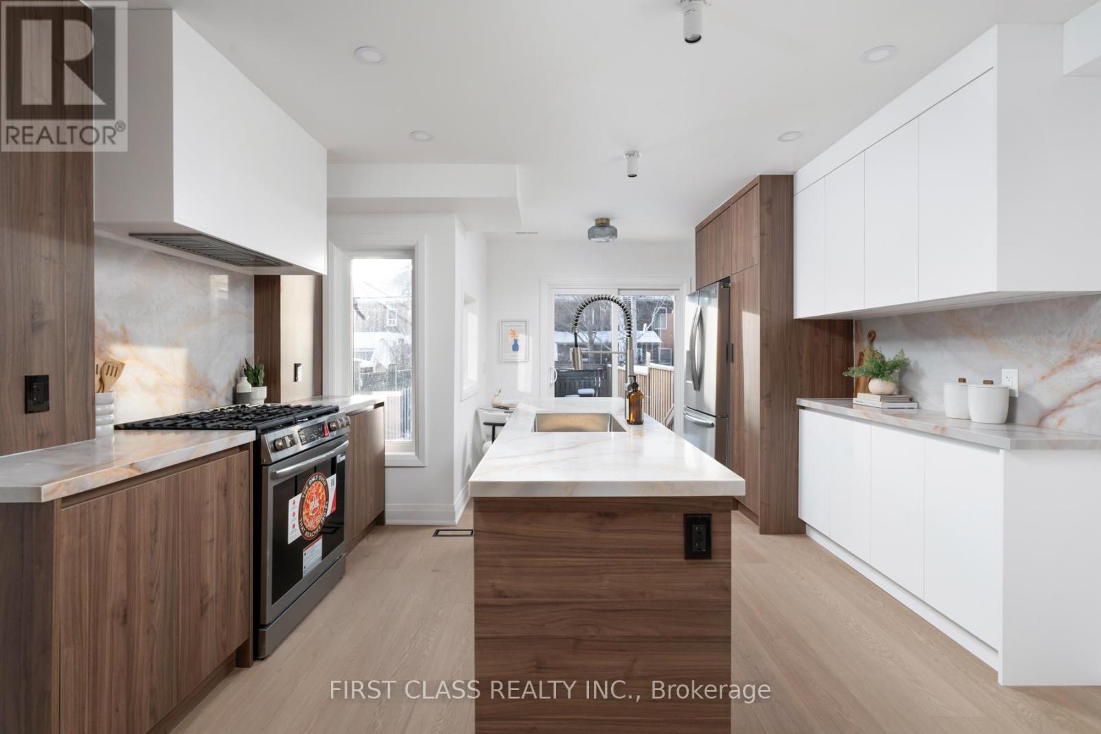 38 Bonnie Brae Boulevard, Toronto, Ontario  M4J 4N2 - Photo 12 - E12786182