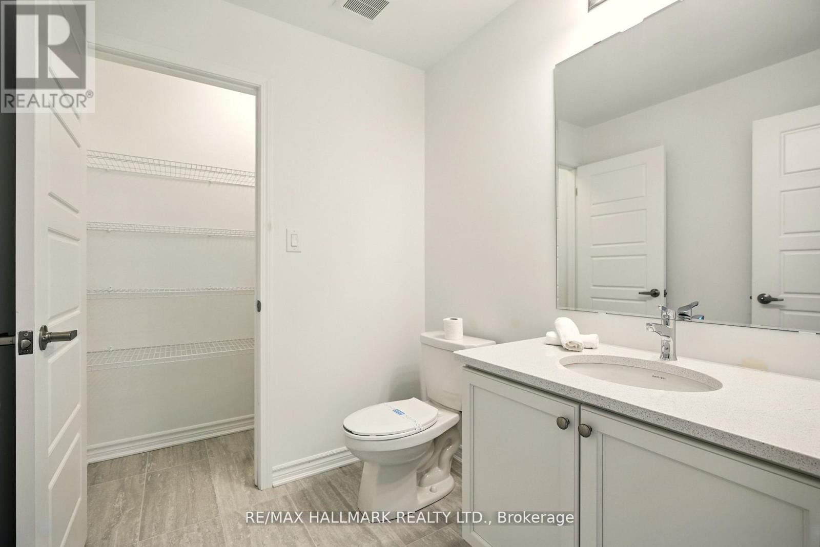 716 Keast Place, Innisfil, Ontario  L9S 0S9 - Photo 35 - N12786146