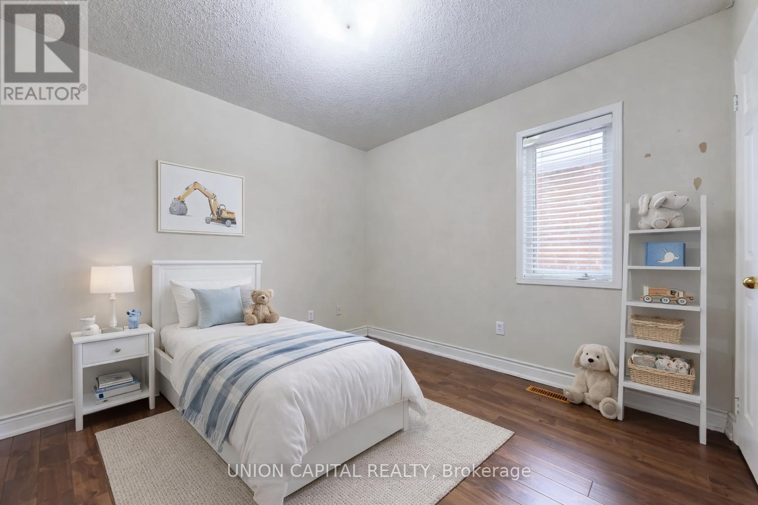 5 Holloway Road, Markham, Ontario  L3S 4P4 - Photo 12 - N12786148