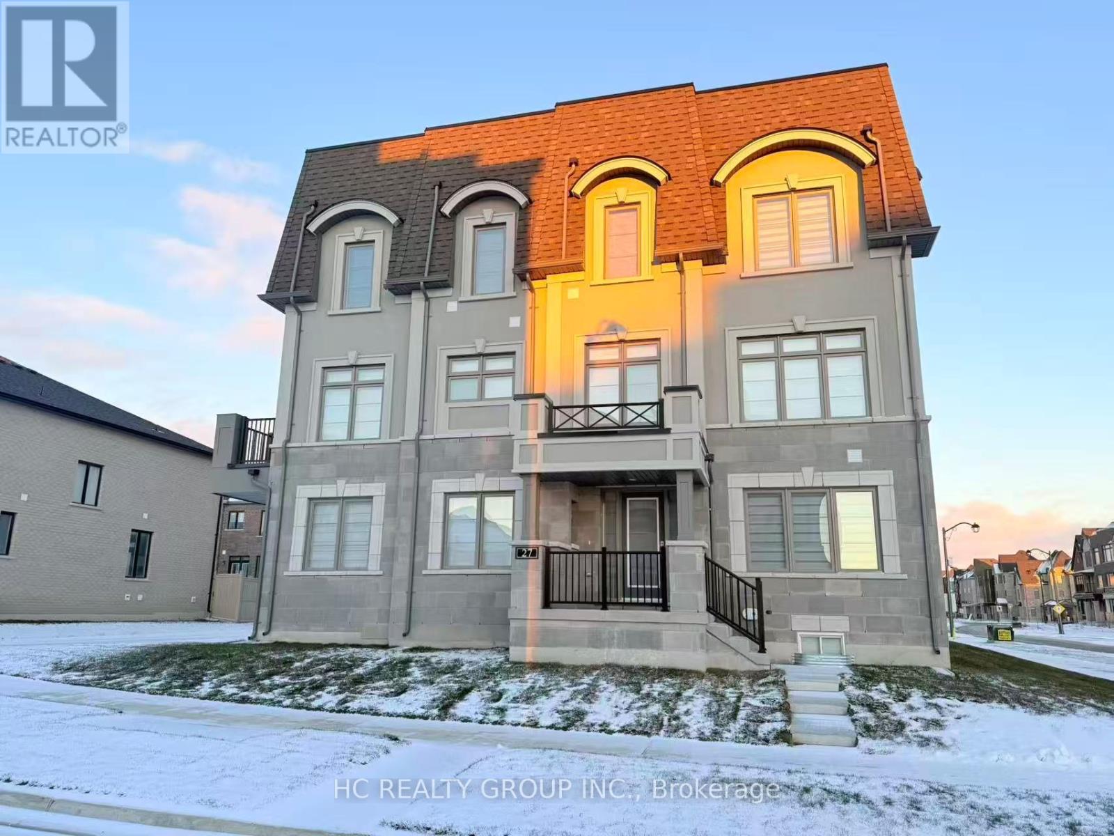 27 HARVEY BUNKER CRESCENT, Markham, Ontario