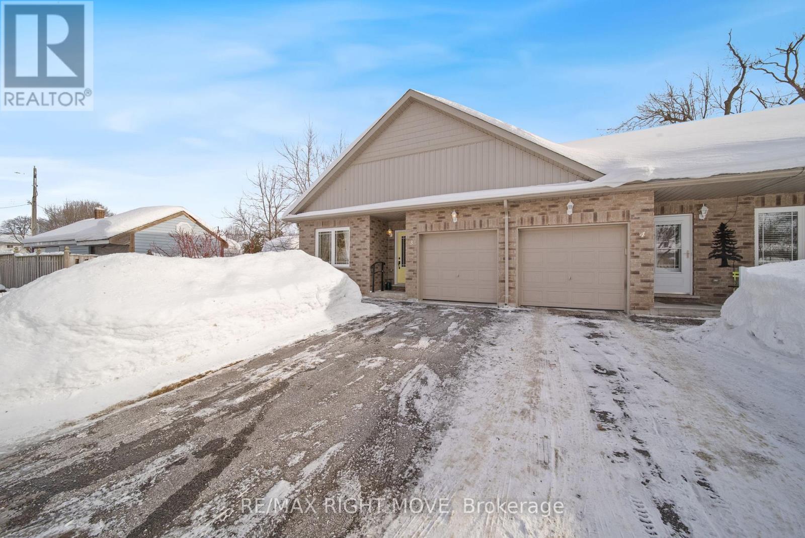 3 Taylor Drive, Orillia, Ontario  L3V 0C7 - Photo 2 - S12786194