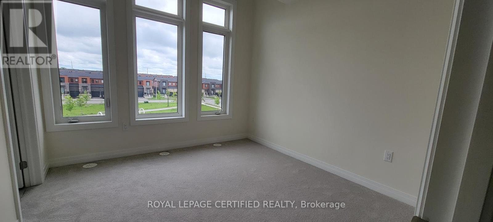 31 Cherryhill Lane, Barrie (Painswick South), Ontario  L4N 5K7 - Photo 12 - S12780962