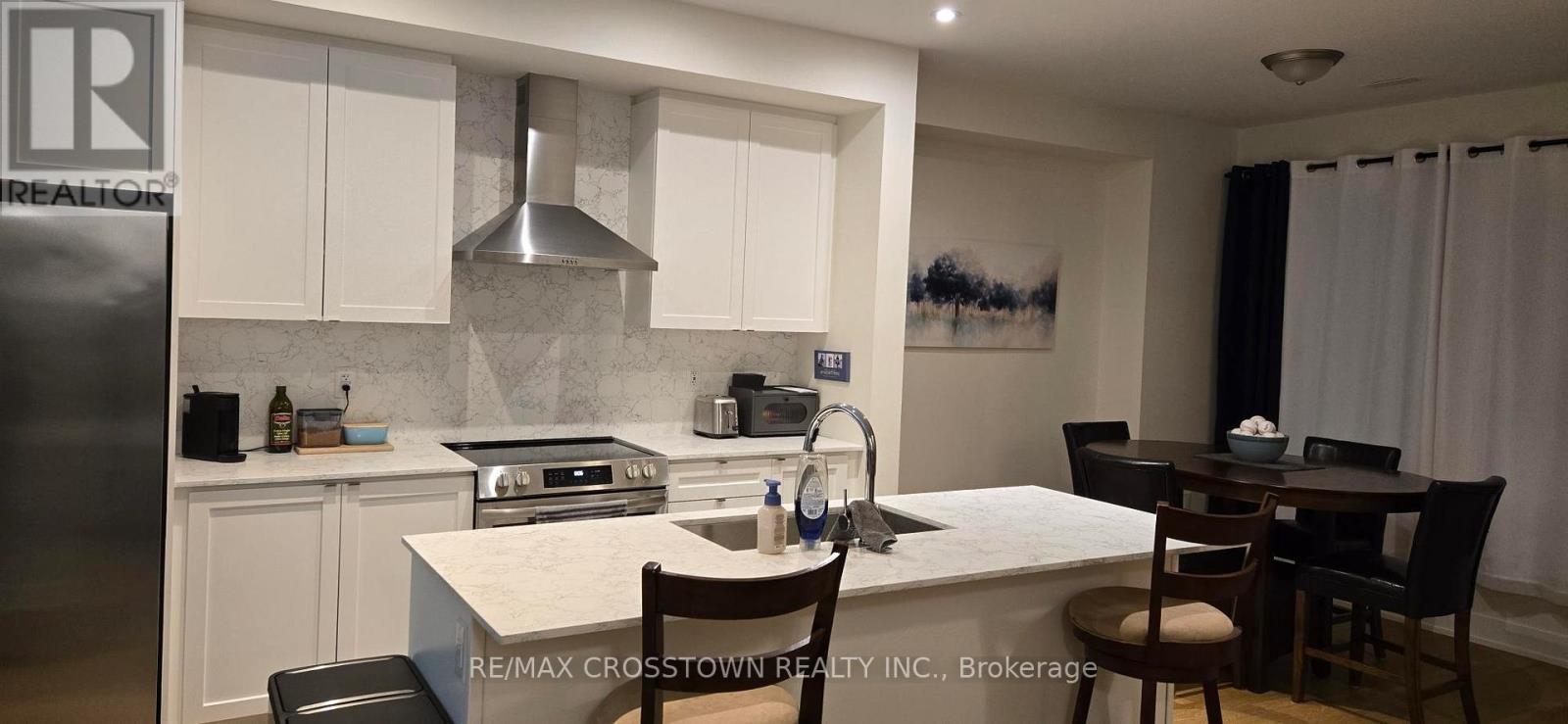 18 Mariners Pier Way, Orillia, Ontario  L3V 8P4 - Photo 10 - S12783204