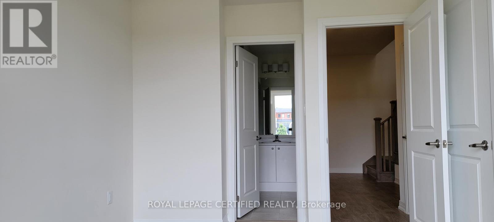 31 Cherryhill Lane, Barrie (Painswick South), Ontario  L4N 5K7 - Photo 10 - S12780962