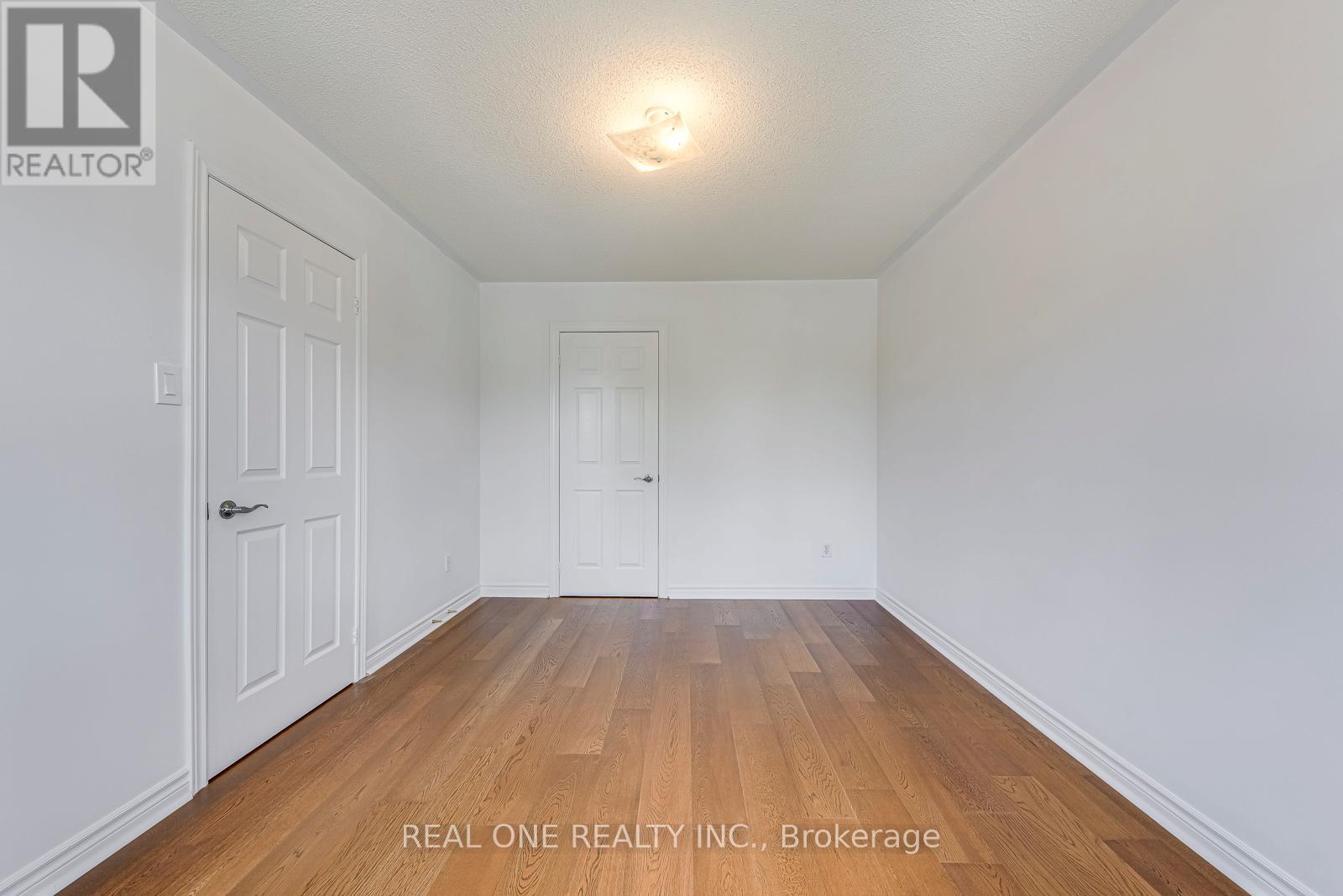 5192 Castlefield Drive, Mississauga, Ontario  L5V 1S2 - Photo 27 - W12786120