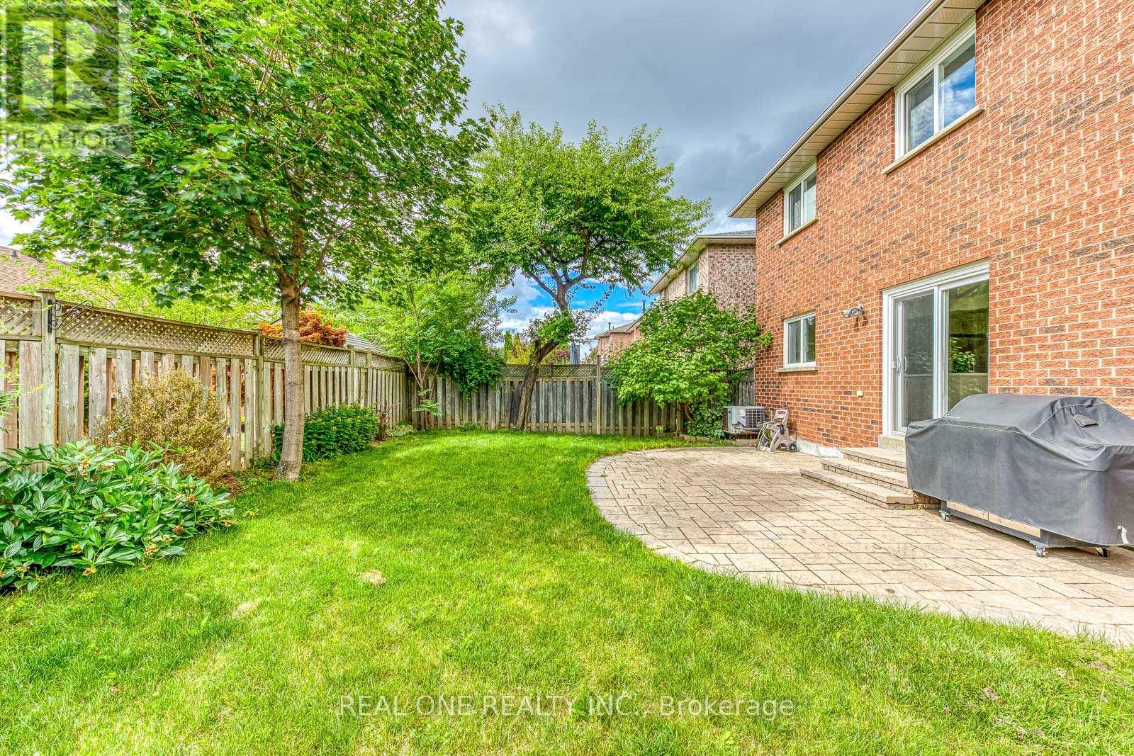 5192 Castlefield Drive, Mississauga, Ontario  L5V 1S2 - Photo 35 - W12786120