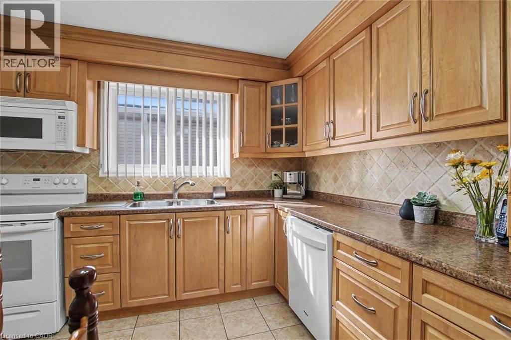 18 Ridley Drive, Hamilton, Ontario  L8W 1J2 - Photo 12 - 40804830