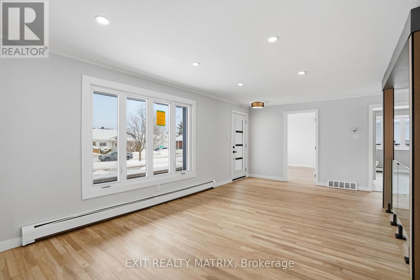 805 Cartier Boulevard, Hawkesbury, Ontario  K6A 1W9 - Photo 8 - X12785492