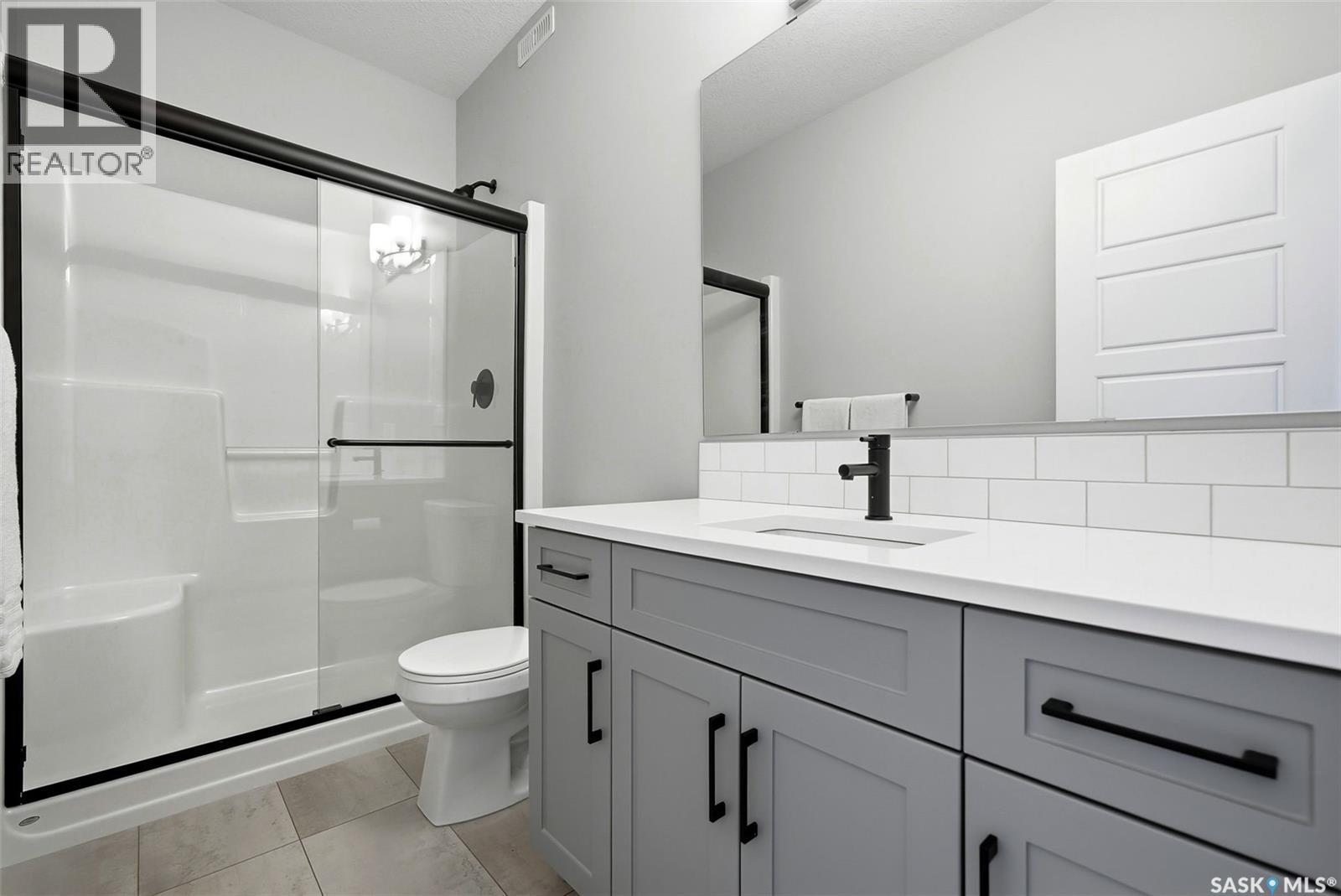 8830 Wheat Crescent, Regina, Saskatchewan  S4Y 0H4 - Photo 17 - SK028456