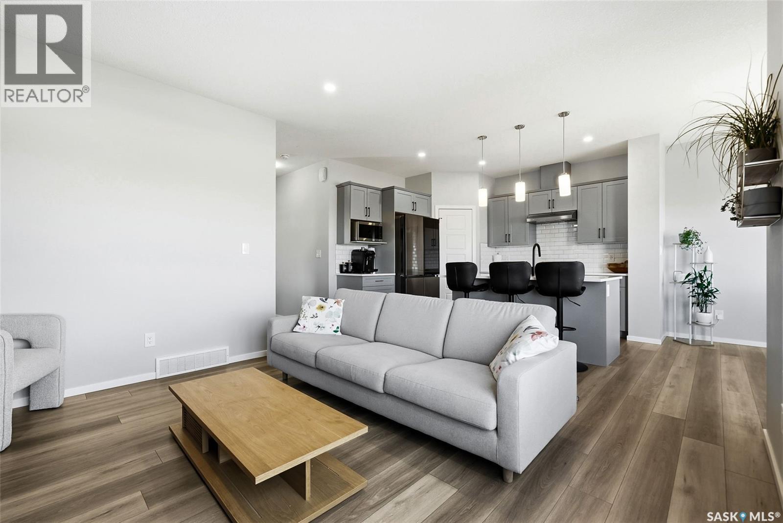 8830 Wheat Crescent, Regina, Saskatchewan  S4Y 0H4 - Photo 8 - SK028456