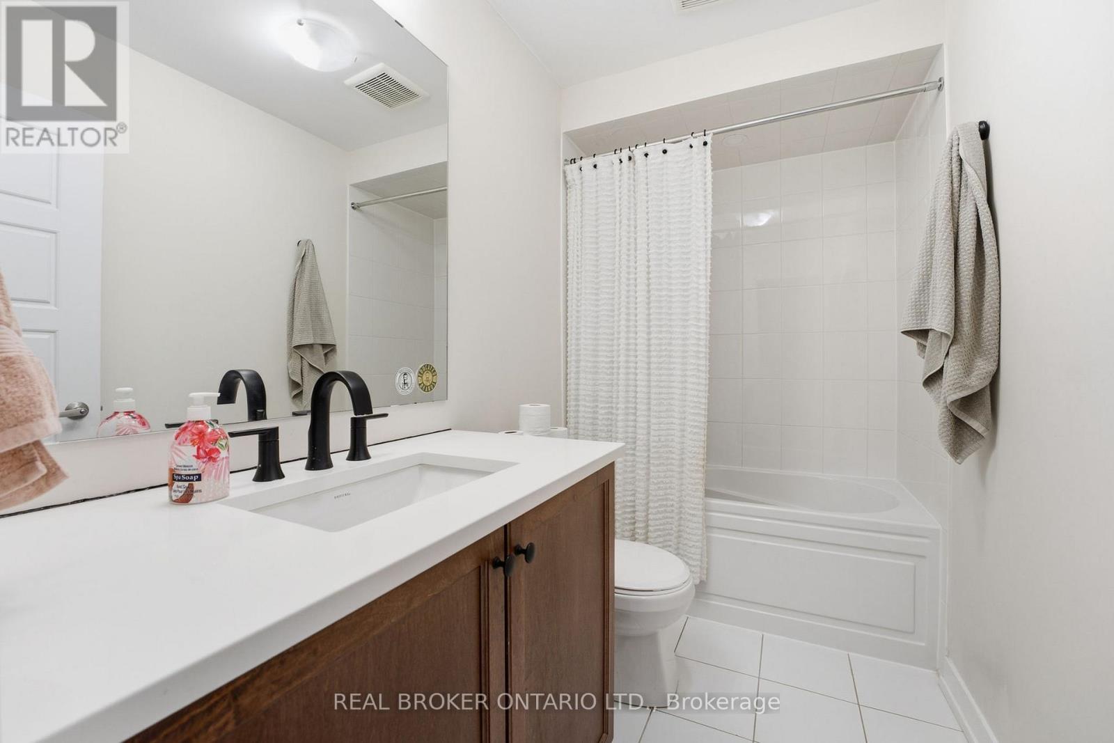 10 Owl Lane, Haldimand, Ontario  N3W 0G4 - Photo 22 - X12786098