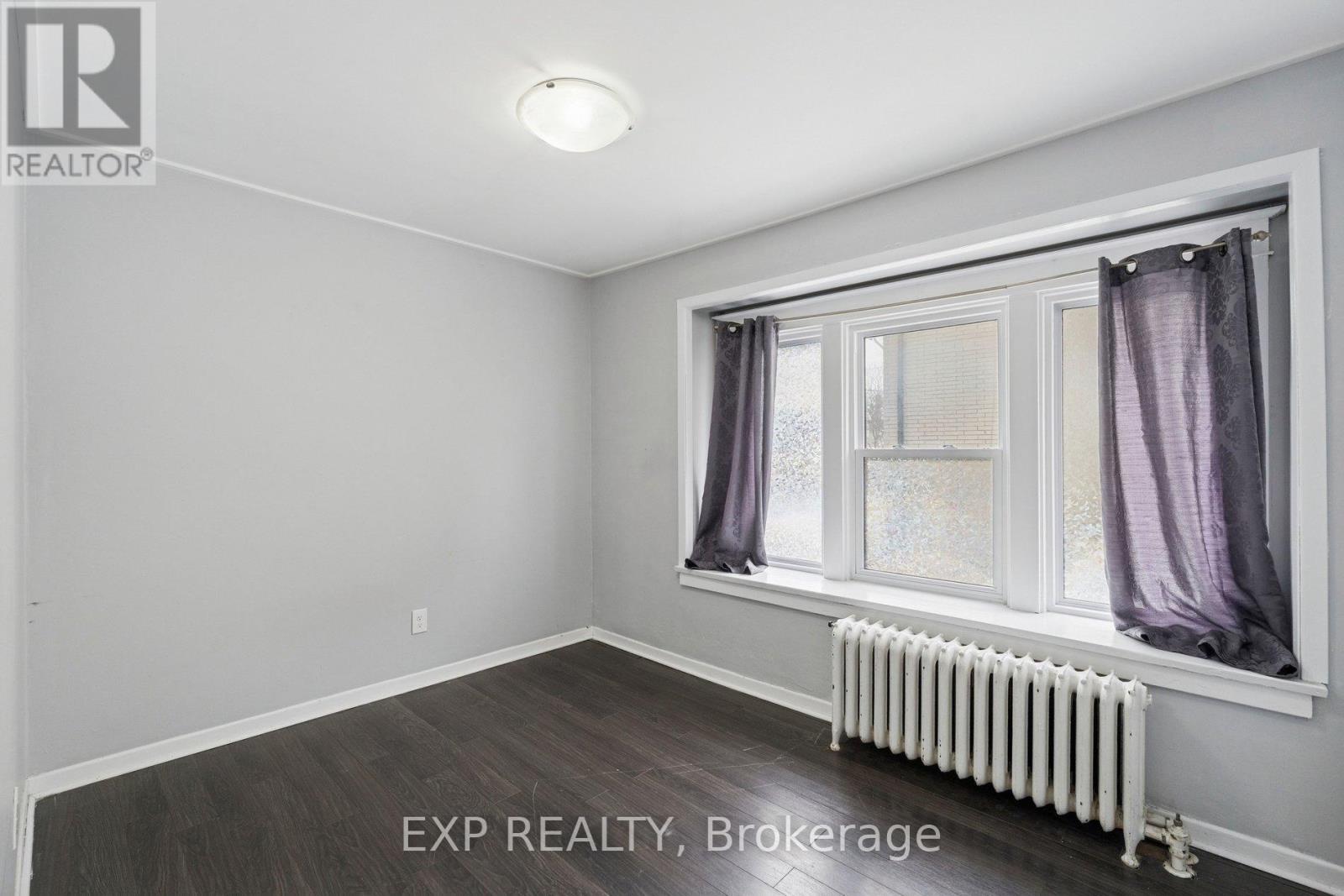 369 Glendale Avenue, St. Catharines, Ontario  L2T 1B9 - Photo 17 - X12786104